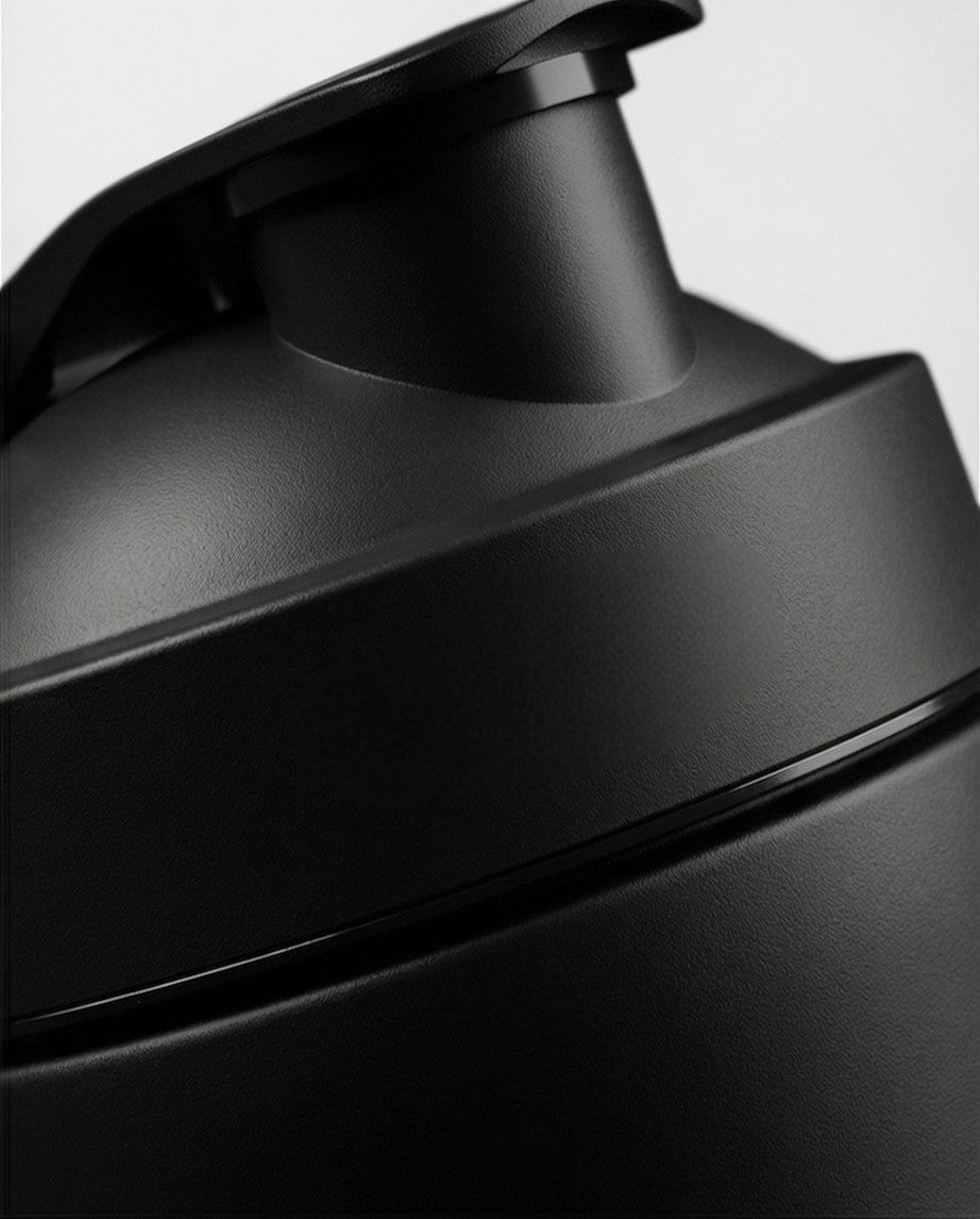 Coqueteleira Térmica com Misturador Hiddra 700ml EDIÇÃO COPA DO MUNDO - Preto
