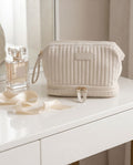 Necessaire Aveludada Cotelê 2 Bolsos com Zíper | Creme